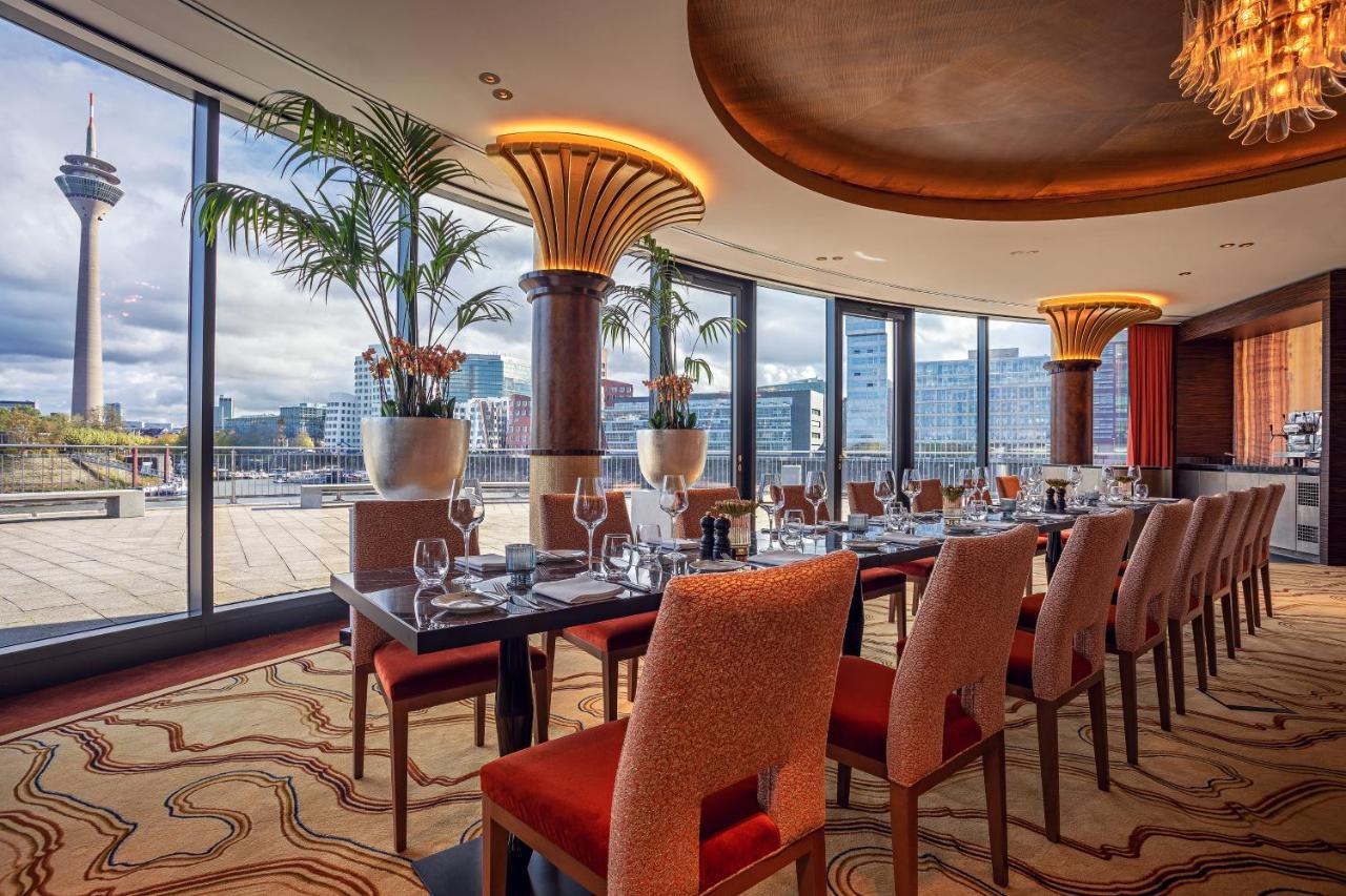 Hyatt Regency Dusseldorf Hotel Екстериор снимка The restaurant