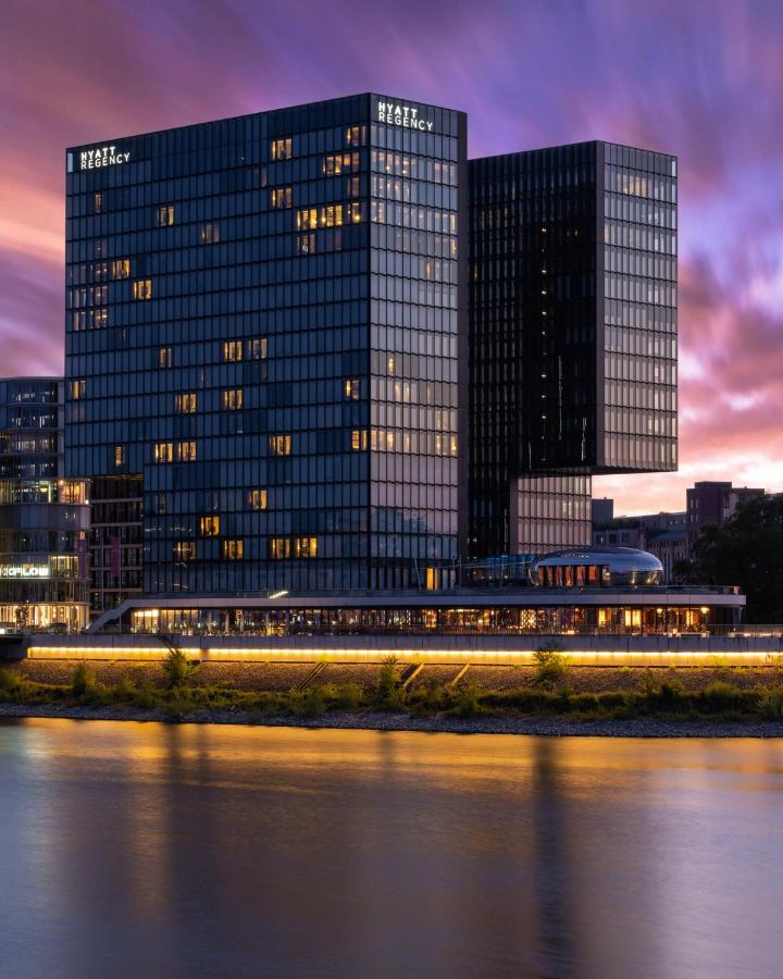 Hyatt Regency Dusseldorf Hotel Екстериор снимка The European Central Bank